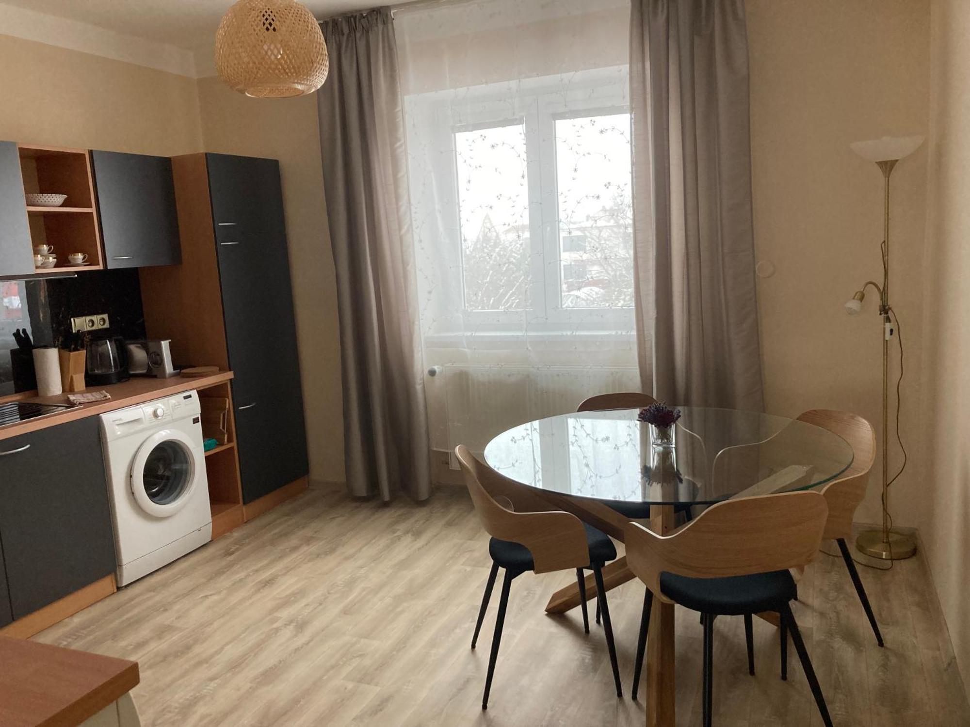 Apartment In The Garden Drzovice Zewnętrze zdjęcie
