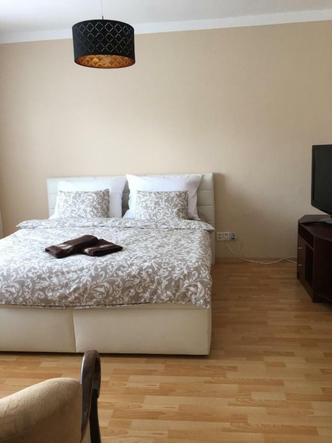 Apartment In The Garden Drzovice Zewnętrze zdjęcie